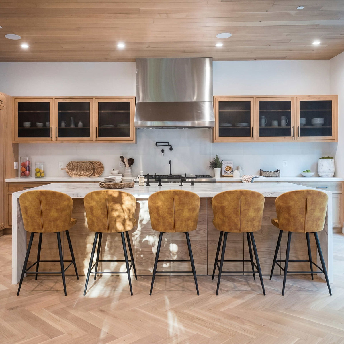Taburete Alto Langford Gold | Confort y estilo | KUBU #