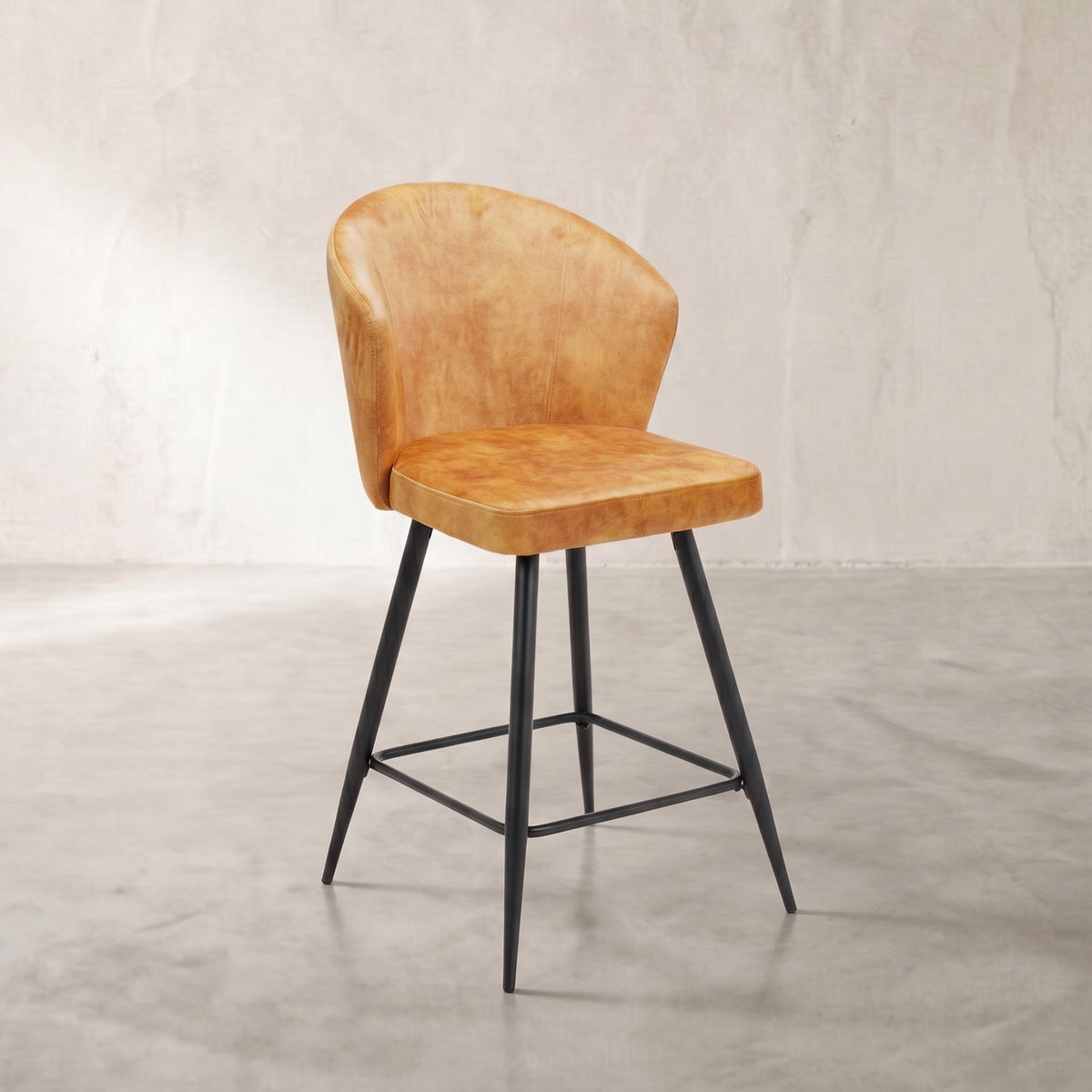 Taburete Alto Langford Gold | Confort y estilo | KUBU #