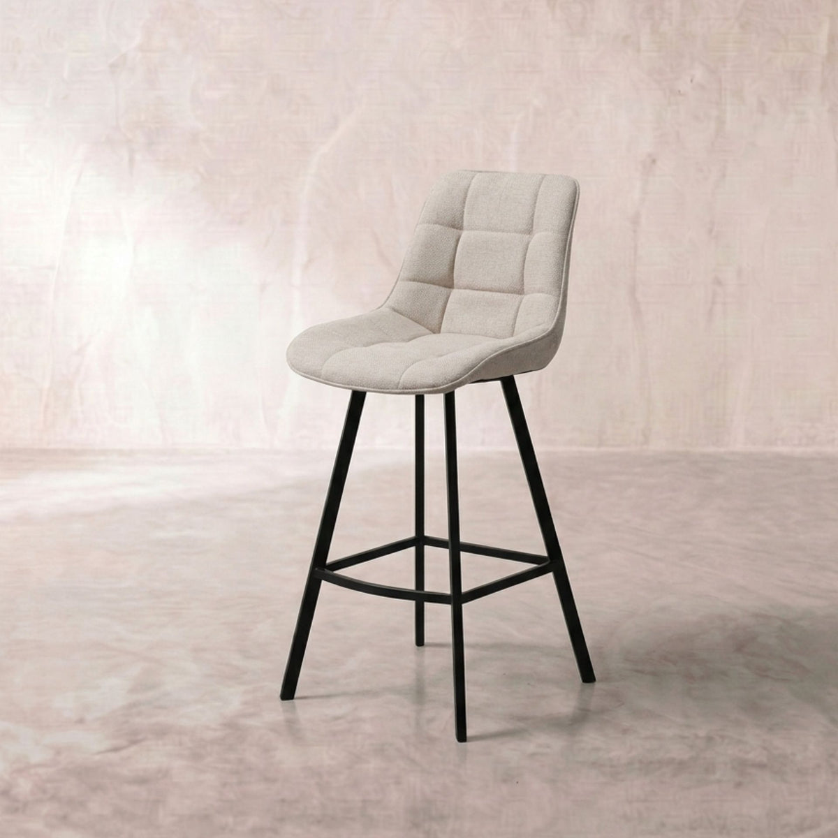 Taburete Alto Langley Marfil | Elegancia y Confort Atemporal | KUBU #