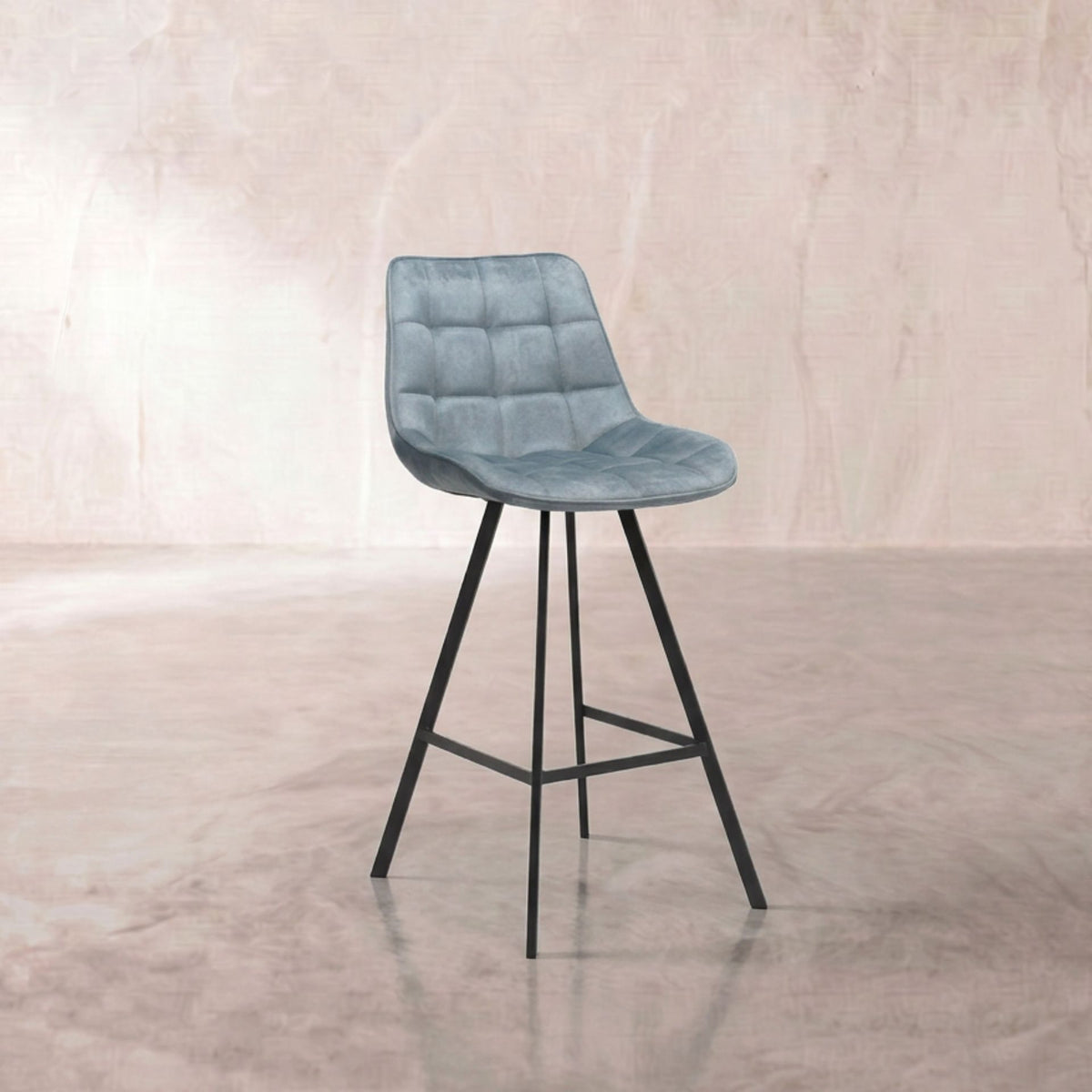 Taburete Alto Langley Petrol | Elegancia y Confort Atemporal | KUBU #