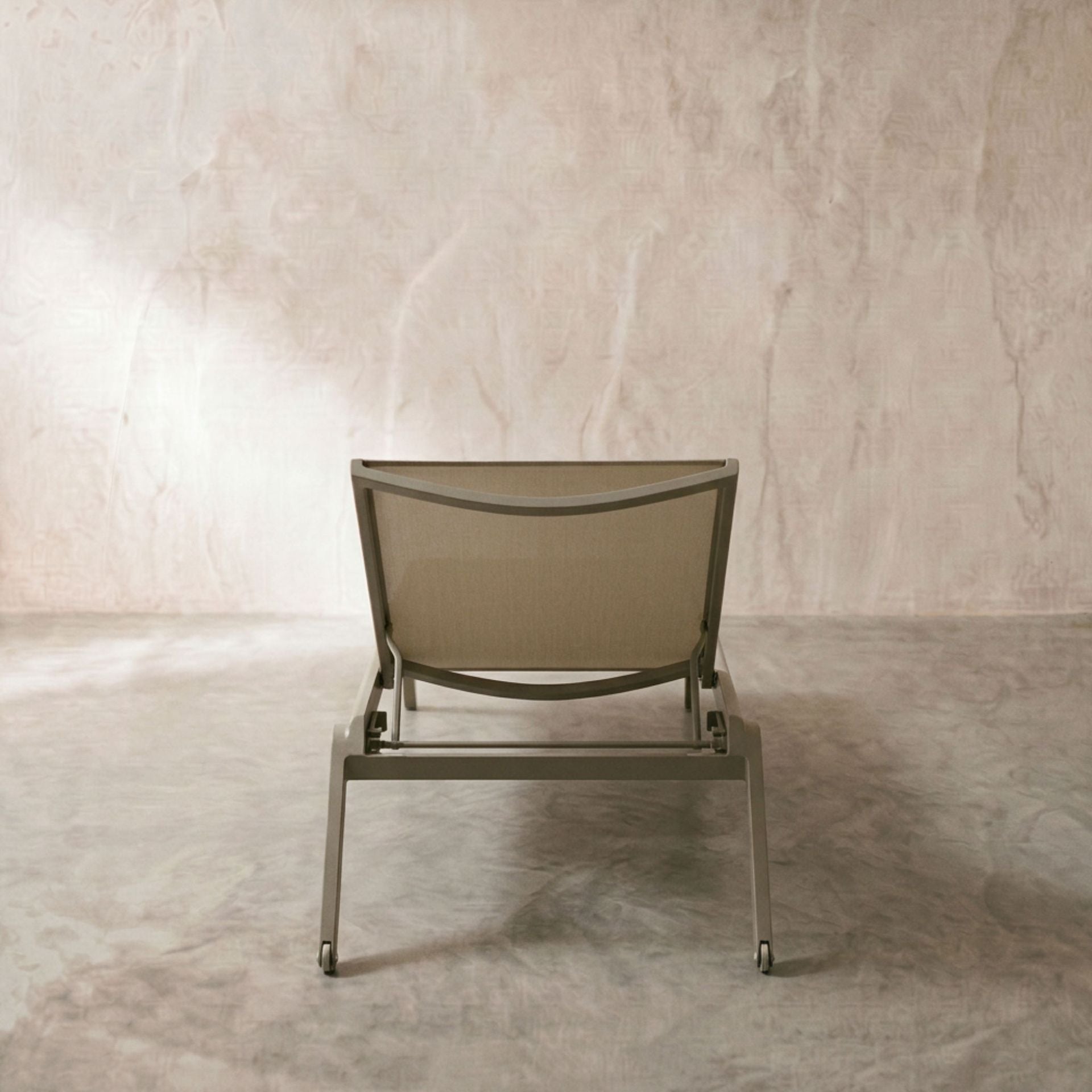 Tumbona Alameda aluminio taupe y textilene taupe | Kubu #