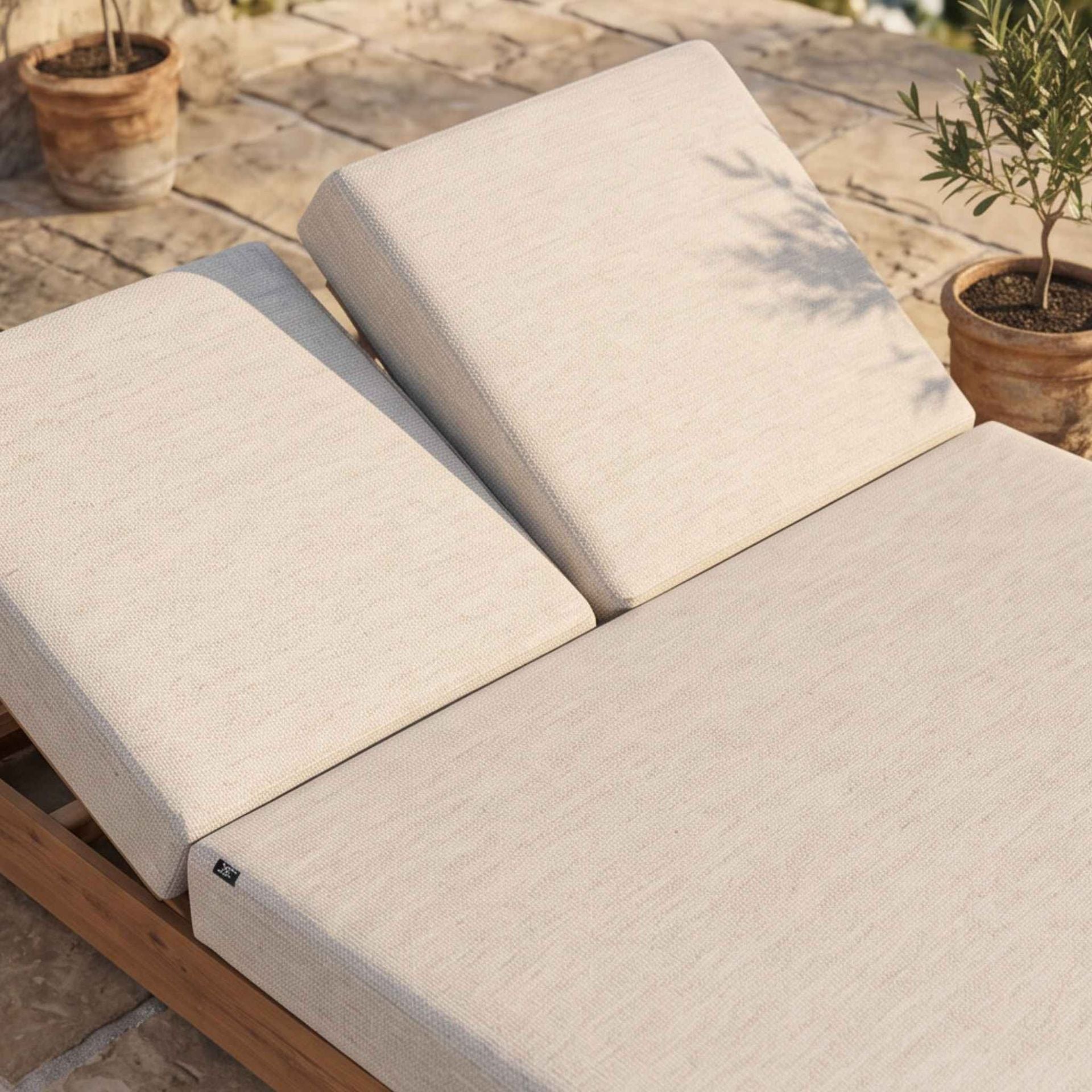 Tumbona Doble Exterior Java 190x160x36cm | Efecto Teca | KUBU #