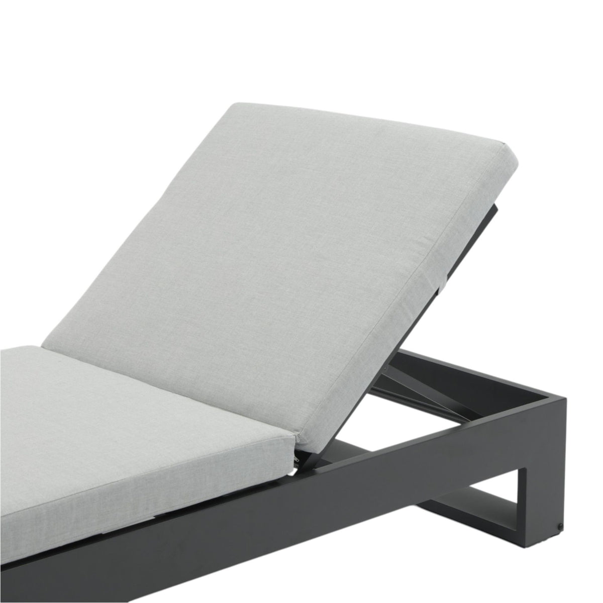 Tumbona Niland aluminio antracita y cojinería gris medio | KUBU #